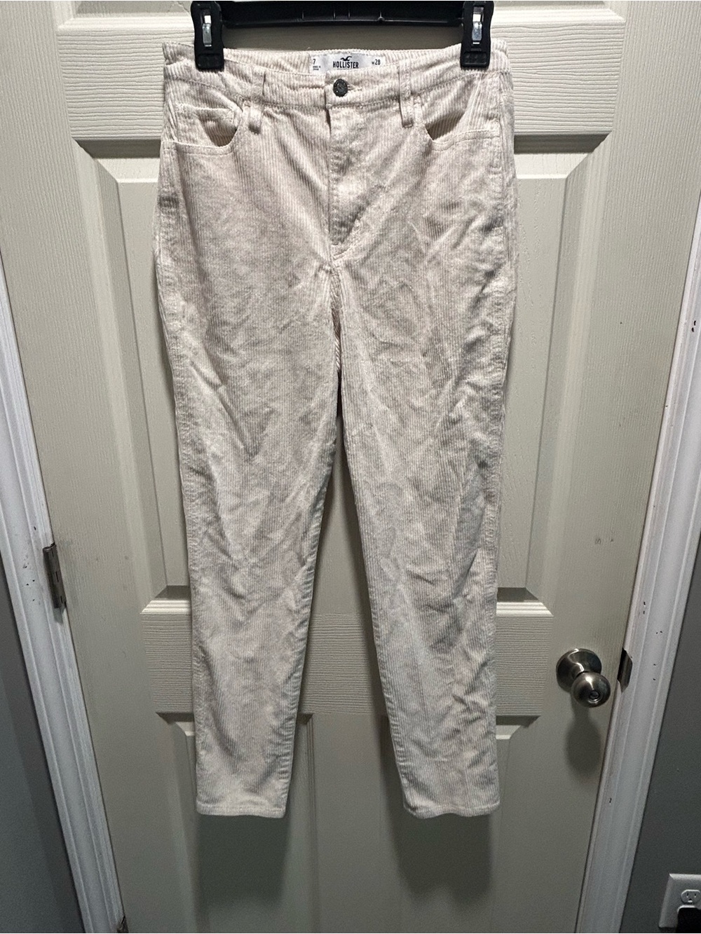 Hollister women’s Light Cream Corduroy Pants - Slim Straight